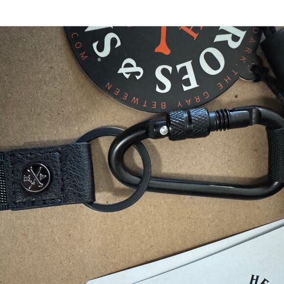 DISNEY STAR WARS HEROES & VILLIANS NWT Name badge Lanyard Wallet Keyring - Picture 2 of 7